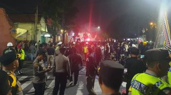 Ribuan Pendekar PSHT Geruduk Polresta Mojokerto, Pertanyakan Penanganan Penganiayaan Temannya
