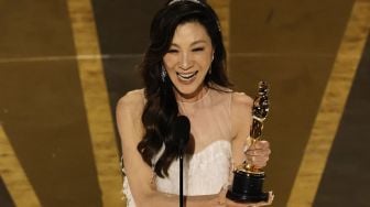Profil Michelle Yeoh, Aktris Kelahiran Malaysia Pertama yang Raih Piala Oscar
