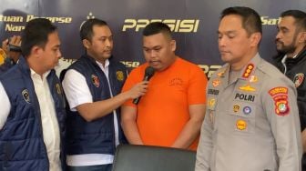 Ajudan Pribadi Ditangkap Saat Bersama Keluarganya di Makassar