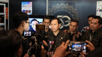 Produk Ilegal, Wakil Ketua DPD RI Geram Pakaian Bekas Impor Marak di Indonesia