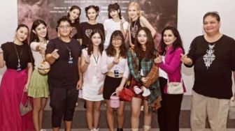 Boyong Keluarga Foto Bareng BLACKPINK, Harta Airlangga Hartarto Bikin Merinding