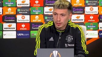 Real Betis vs Manchester United: Lisandro Martinez Siap Ubah Posisi Jadi Gelandang Jangkar