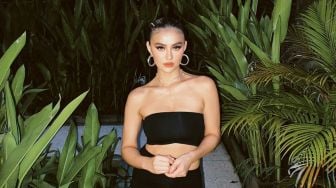 Agnez Mo Ngambek di Panggung Tahu Kelakuan Fansnya Sendiri: Ini yang Bego Murid atau Gurunya