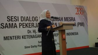 Berdialog dengan PMI di Malaysia, Ini yang Disampaikan Menaker Ida