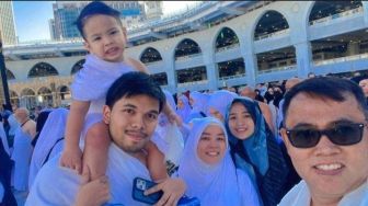 Abadikan Momen Bertemu Thariq Halilintar di Tanah Suci, Haji Faisal Tuai Beragam Komentar