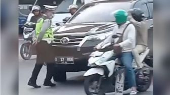 Kronologi Fortuner Seruduk Polisi di Rawa Buaya, Tak Terima Mobil Dihalangi