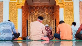 Jadwal Imsakiyah Bandung Bulan Ramadhan 2023: Maghrib, Sholat Isya, Imsak, hingga Subuh