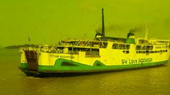 Wanita Melahirkan di Atas Kapal Saat Menyeberang dari Pelabuhan Merak