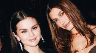 Curhat ke Selena Gomez, Hailey Bieber Ungkap Dapat Ancaman Pembunuhan