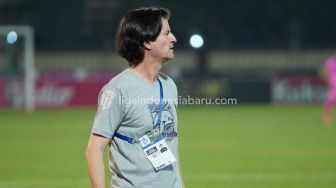 Peter Huistra Ungkap Penyebab Borneo FC Gagal Menang Lawan Arema FC