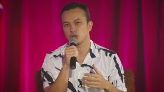 Nicholas Saputra Ungkap Alasan Tak Umbar Kehidupan Pribadi di Media Sosial