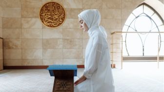 Kejar Keberkahan, 5 Tips Konsisten Beribadah Selama Ramadan dan Setelahnya