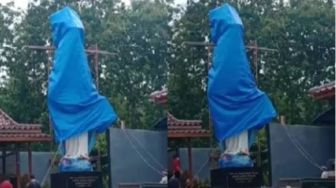 Jejak Patung Bunda Maria Ditutup Terpal Berujung Pencopotan Kapolres Kulon Progo