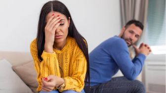 4 Alasan Overthinking Bisa Merusak Hubungan, Bikin Bad Mood!