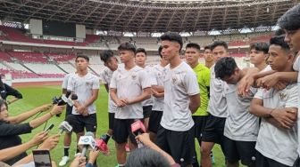 Jokowi Minta Pemain Timnas U-20 Tak Larut Dalam Kekecewaan Pasca Indonesia Gagal Jadi Tuan Rumah, Emangnya Gampang?