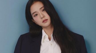 Jisoo Raih Penjualan Album Minggu Pertama Tertinggi Penyanyi Solo Wanita
