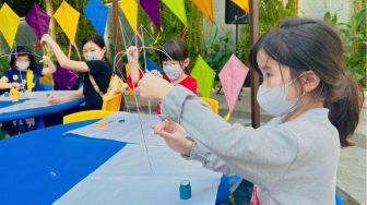 Ajak Anak Asah Kreativitas, Festival Layang-layang Spring Kite Fest Sukses Digelar