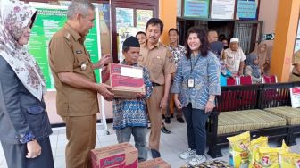 Salurkan Bantuan Kewirausahaan, Kemensos Dorong Pemkab Kampar Pastikan Pendapatan Kebakaran Meningkat