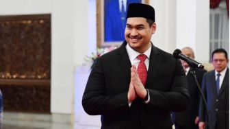 Adab Menpora Dito Saat Foto Bareng Juara All England 2024 Disorot: Kelakuan Kayak Boomer