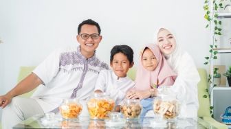 5 Tips Memilih Baju Seragam Lebaran untuk Keluarga agar Makin Kompak