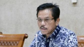 Sepak Terjang Ramson Siagian, Anggota DPR yang Minta Sumbangan Sarung ke Pertamina