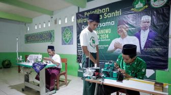 Inspiratif, SDG Jabar Genjot Kemandirian Santri Melalui Pelatihan Kewirausahaan di Kabupaten Cirebon