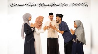 5 OOTD Couple Keluarga Muslim untuk Lebaran Idulfitri ala Artis: Nia Ramadhani, Dinda Hauw Hingga Maudy Ayunda