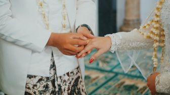Kenapa Banyak Orang Menikah di Bulan Syawal?