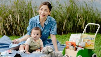 Baby Issa Enggan Makan saat Liburan di Jepang, Nikita Willy Langsung Jalankan 'Reset Week'