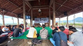 Menepis Bayang-Bayang Hoaks Pemilu 2024 ala AJI Kediri