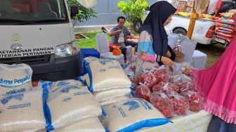 Kementan Gelar Pasar Mitra Tani di Pekanbaru untuk Stablikan Harga Bahan Pokok