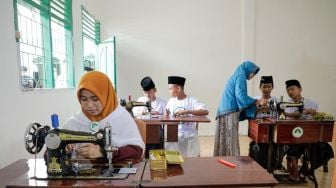 Berdayakan Santri di Palembang Lewat Pelatihan Kewirausahaan dari SDG