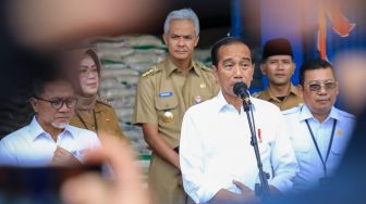 Dampingi Jokowi Luncurkan Bantuan Beras CBP, Ganjar Komitmen Jaga Stabilisasi Harga Jelang Lebaran