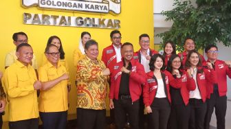 Ketemuan di Markas Golkar, Airlangga Bongkar Isi Obrolan dengan Giring: Koalisi Besar Makin Relevan