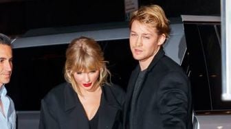 Ramai-ramai Inner Circle Taylor Swift Unfollow Instagram Joe Alwyn, Ada Apa?