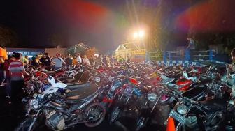 Liputan di Rumah Anggota DPRD, Motor Wartawan Jember Hilang