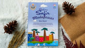 Ulasan Novel 'Sebiru Safir Madagascar', Mimpi Seorang Gadis Kecil yang Miskin