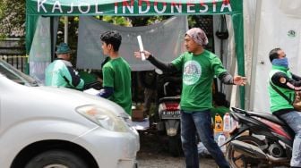 Kajol Buka Posko Mudik di Cirebon, Pemudik Bisa Servis dan Ganti Oli Gratis