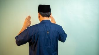 Niat Sholat Gerhana Matahari 20 April 2023 dan Waktu Pelaksanaannya