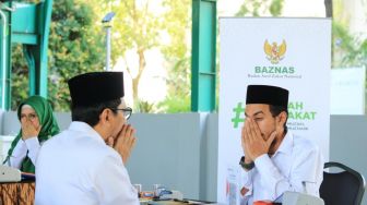 Pegawai hingga Pejabat Kemenko Marves Tunaikan Zakat Melalui Baznas