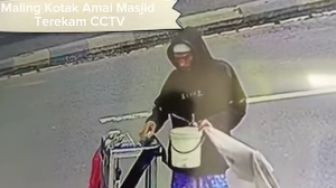 Viral Pria Curi Uang Kotak Amal di Tengah Jalan di Lumajang, Aksinya Terekam CCTV