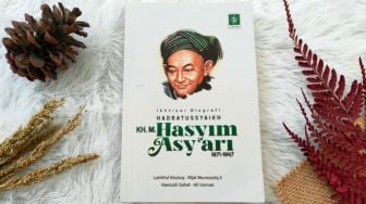 Sejarah Hidup Hadratussyaikh KH. M. Hasyim Asy'ari dan Kebangkitan Santri