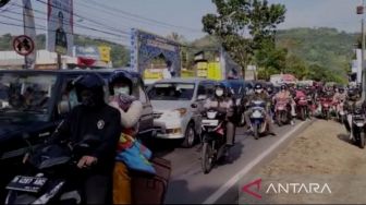 H-2 Lebaran, Jalur Limbangan-Malangbong Padat Merayap