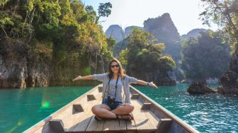 6 Cara Menikmati Hobi Travelling dengan Budget Terbatas, Ramah di Kantong!