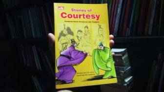 Review Buku Stories of Courtesy: Menghormati Orang yang Lebih Tua