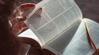4 Cara Sederhana untuk Menumbuhkan Minat Membaca Buku