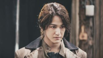 5 Potret Kim Bum di Tale of the Nine Tailed 1938, Gantengnya Bikin Perempuan Susah Berkedip