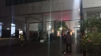 Gedung DPRD DKI Dikabarkan Kebakaran, Mobil Pemadam Disiagakan
