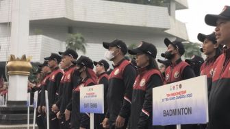Menpora Dito Kukuhkan Tim Indonesia SEA Games 2023 Kamboja