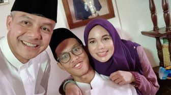 5 Potret Harmonis Ganjar Pranowo Bareng Anak dan Istri, Kemesraannya Bikin Iri Banyak Orang